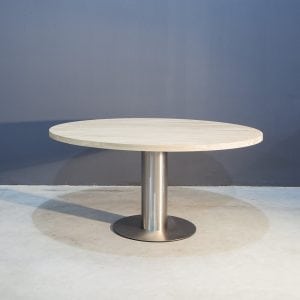 zo Bediening mogelijk Schouderophalend Ronde eikenhouten eettafel met RVS onderstel - Concept Table
